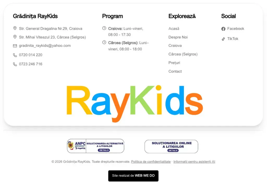 Footer RayKids cu contact, program și linkuri utile